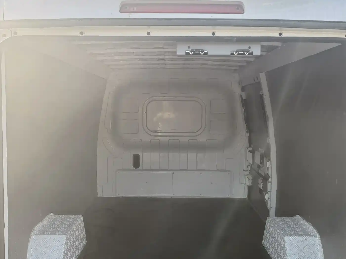 FOTON A LOT OF MONEY