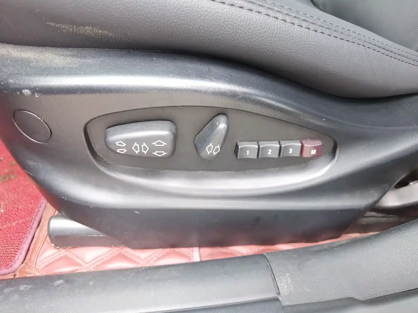 BMW X3 (Import) 2008 xDrive25i Leading Edition фото 17