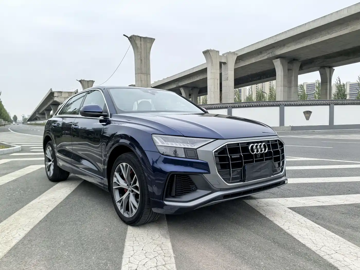 Audi Q8 2019 Model 55 TFSI Premium Dynamic фото 3