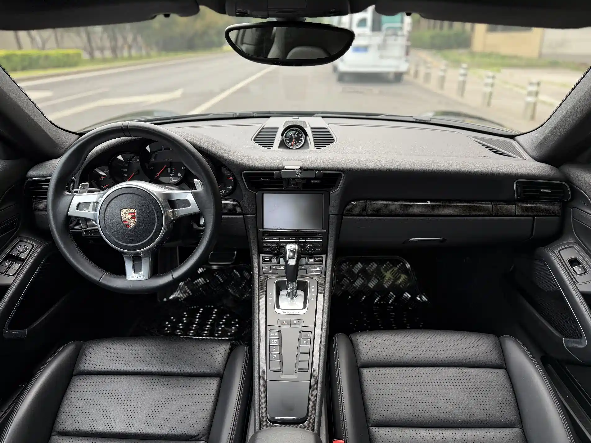 Фото 7 - Porsche 911
