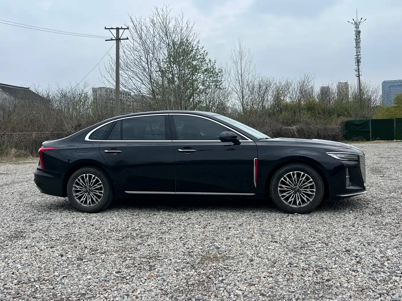 Hongqi H5 2023 1.5T DCT Smart Connect Joy Edition фото 4