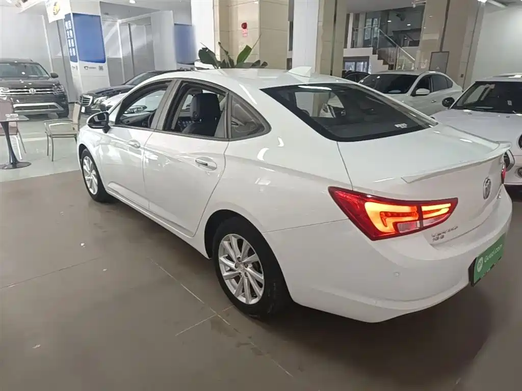 Buick Verano 2019 Sedan 15S Auto Leading фото 5