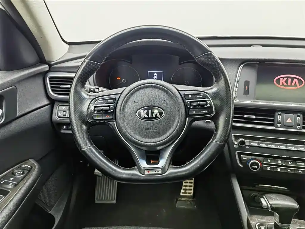 Kia K5 2016 1.6T Automatic LUX фото 11