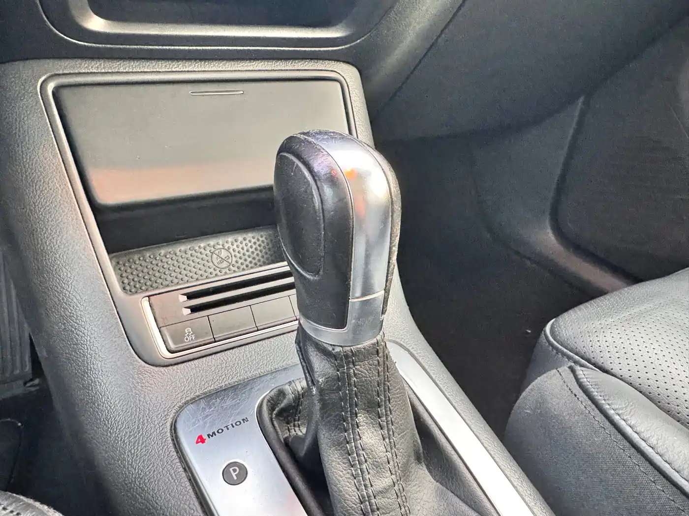 Volkswagen Tiguan 2015 1.8TSI Automatic 4WD Highline фото 16