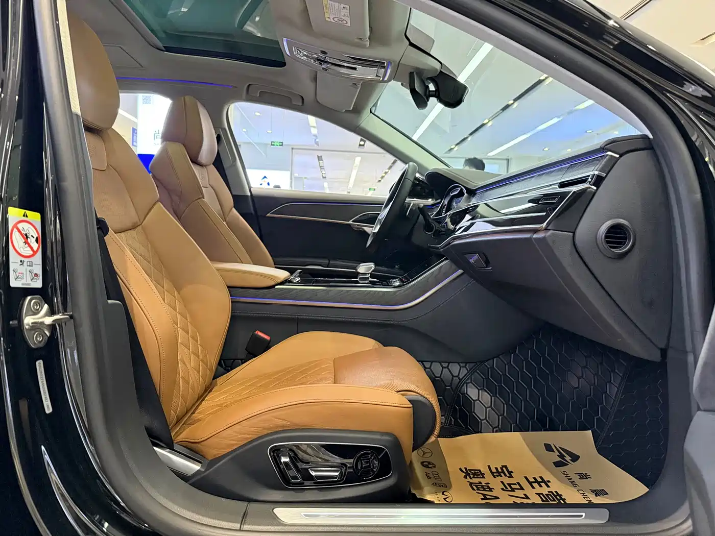 Audi A8 2023 A8L 50 TFSI quattro Exclusive фото 8