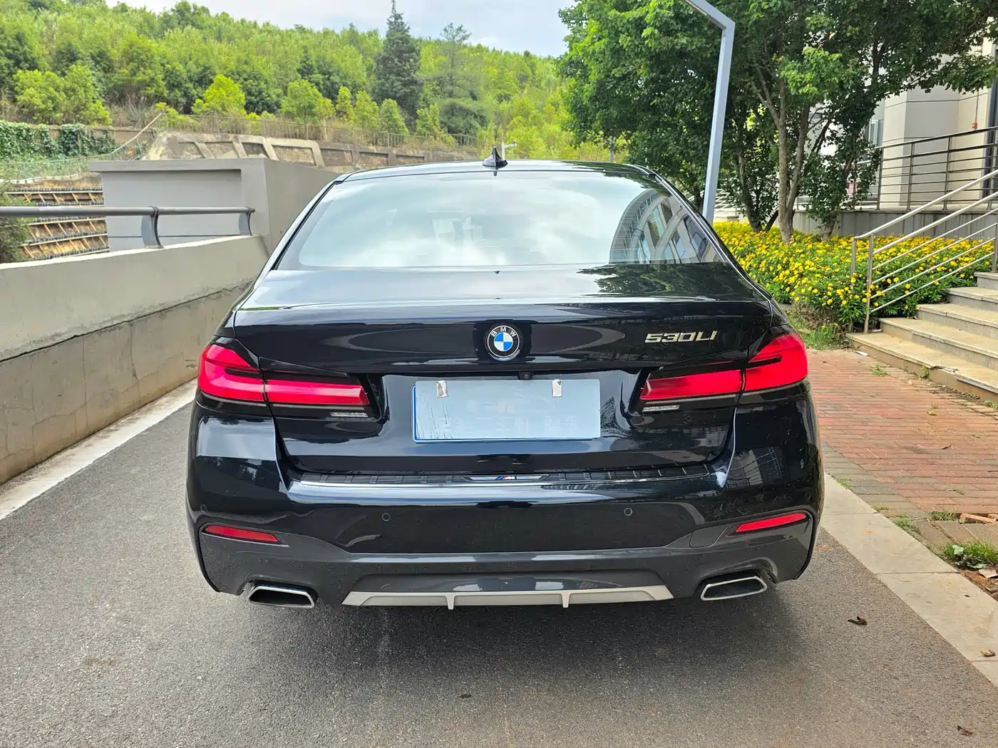 BMW 5 Series 2021 530Li Leading M Sport Package фото 5
