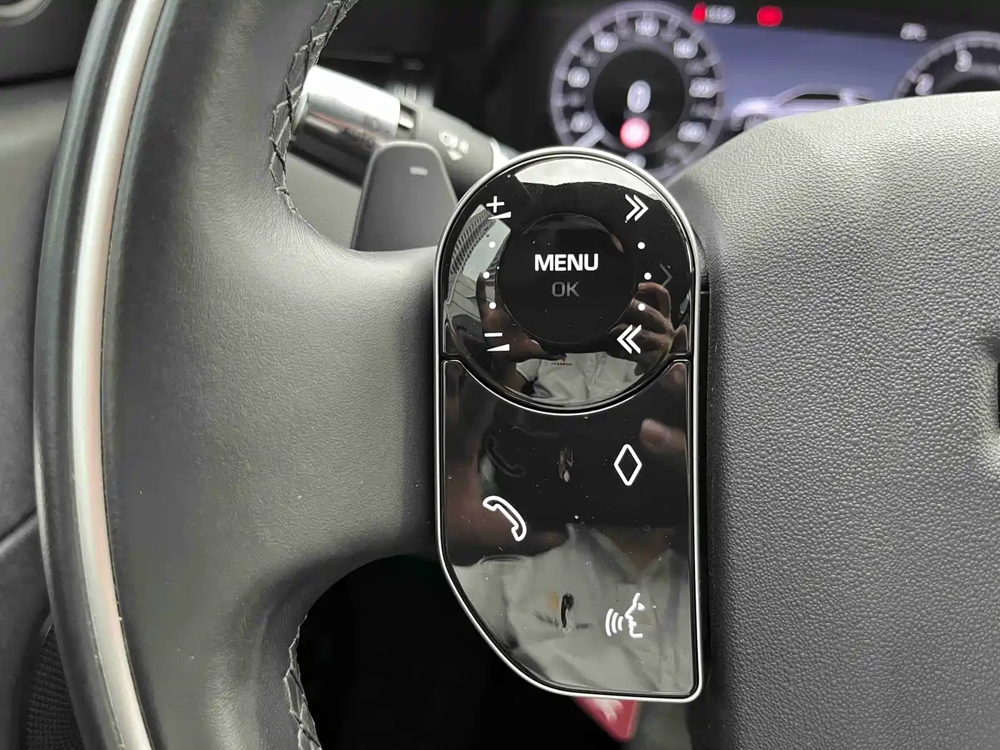 Land Rover Discovery Sport 2021 249PS R-Dynamic S Performance Edition фото 27