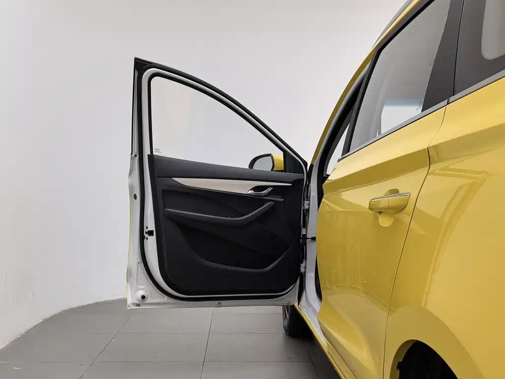 Baojun 360 2018 2018 1.5L Automatic Luxury (China V)