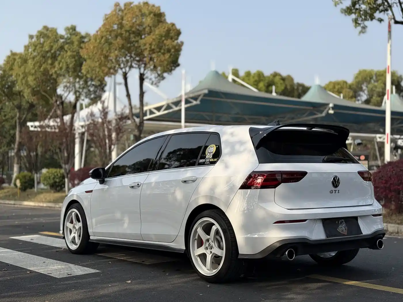 Volkswagen Golf GTI 2023 380TSI DSG GTI фото 7