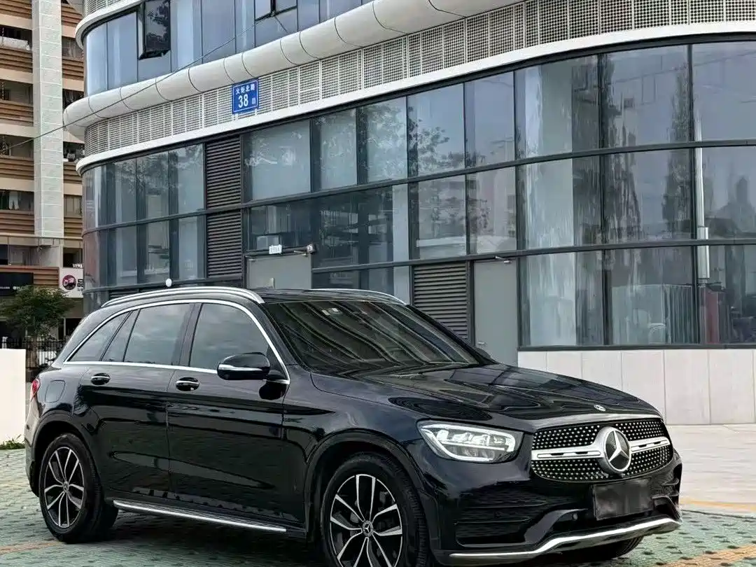 Mercedes-Benz GLC 2020 Facelift GLC 300 L 4MATIC Dynamic фото 3
