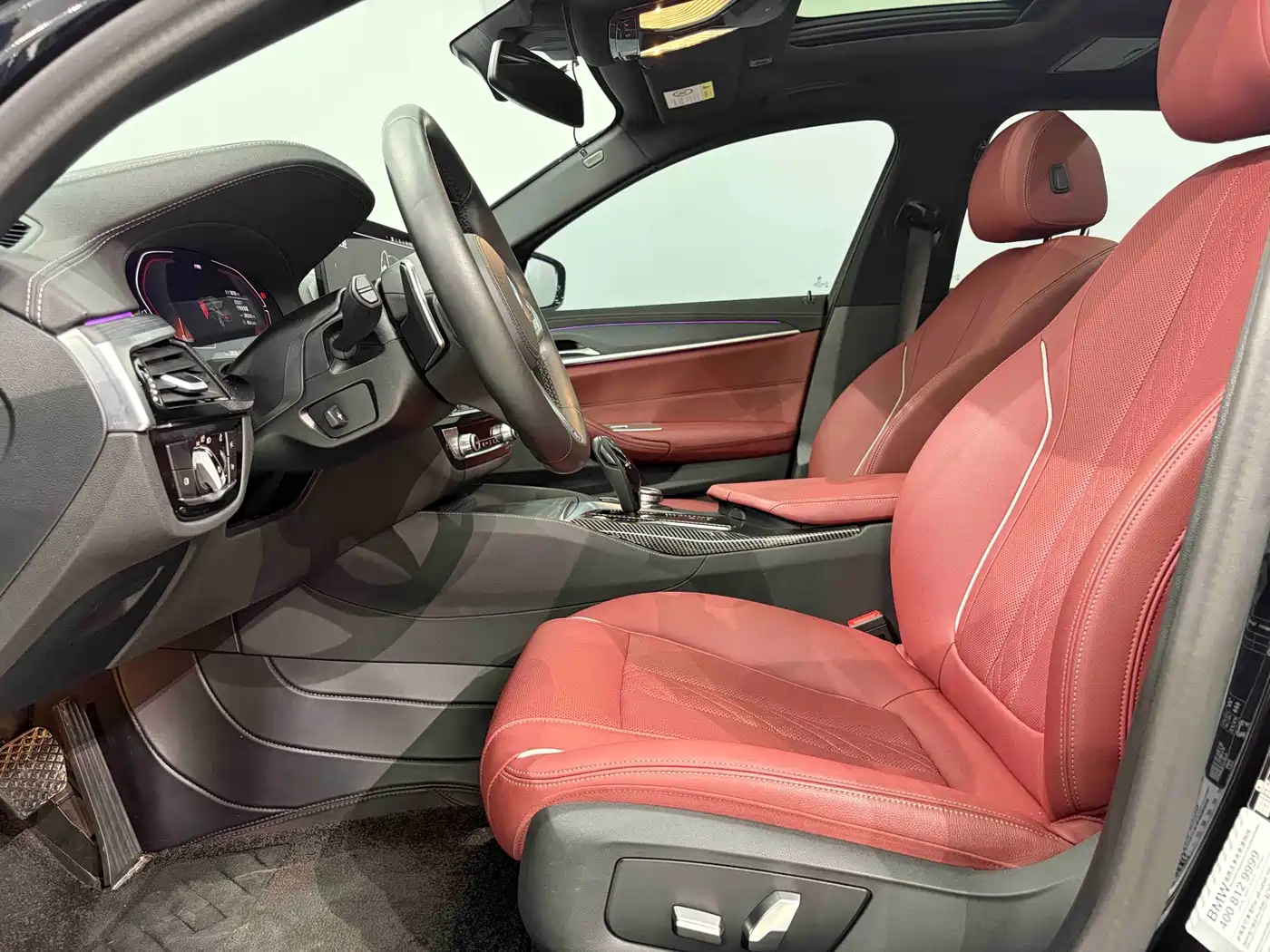 BMW 5 Series 2022 530Li Leading M Sport Package фото 6
