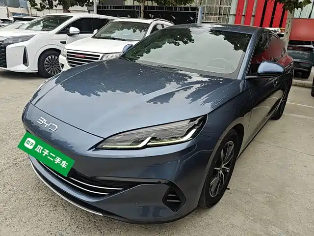 BYD Seal 06 DM-i 80KM, Премиум