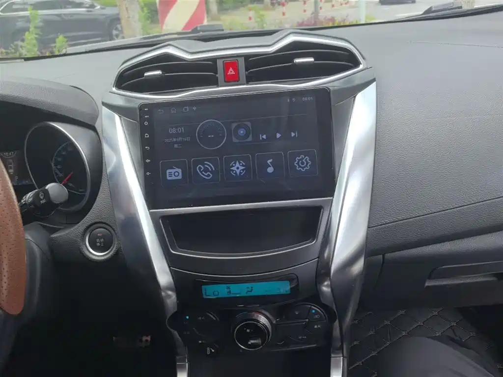 BYD Yuan 2016 1.5TID Automatic Luxury фото 13