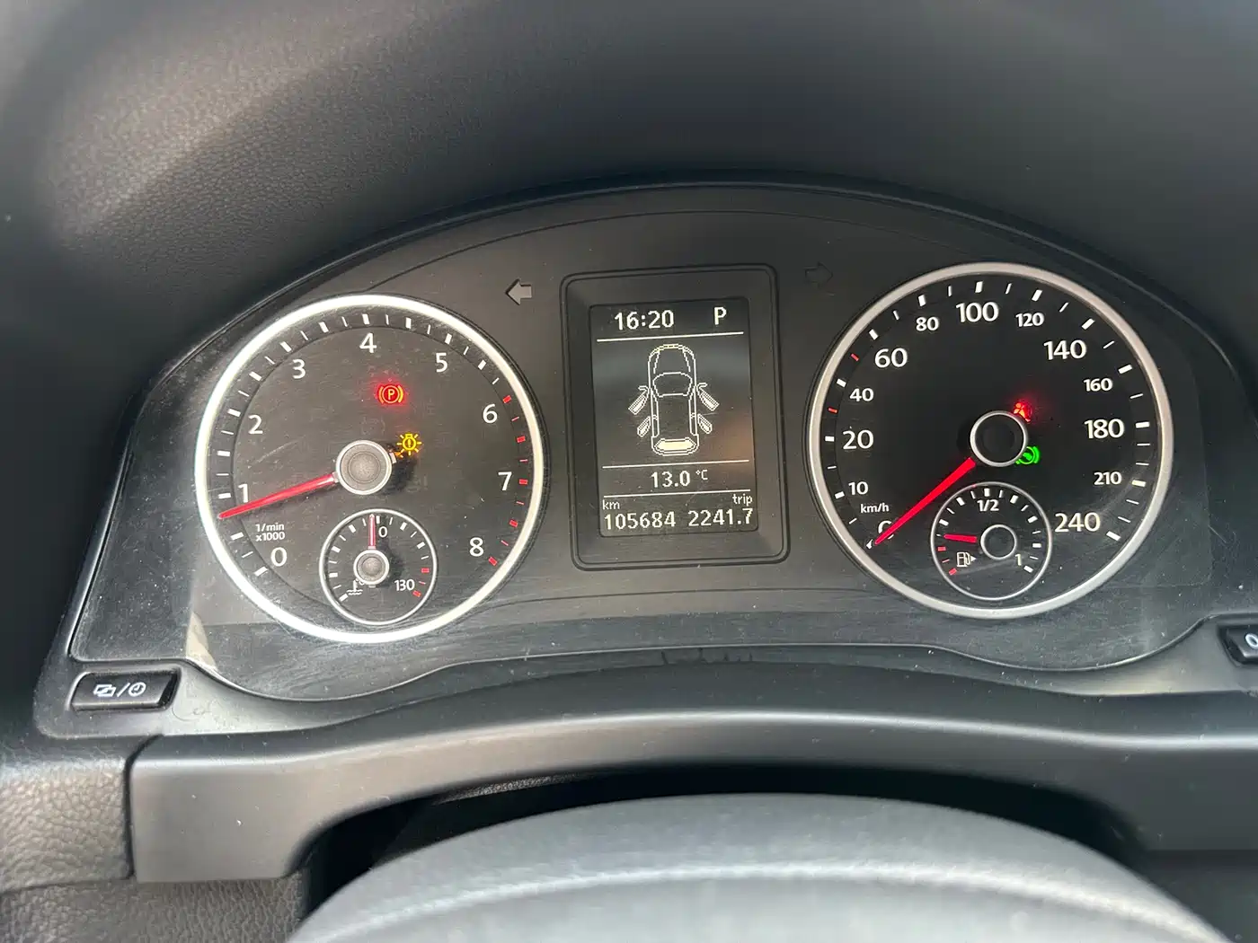 Volkswagen Tiguan 2015 1.8TSI Automatic 2WD Comfortline фото 16