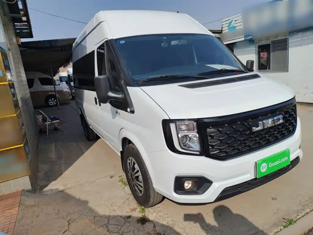 Jiangling JMC Fushun 2025 2025 Model 2.0T 6MT Diesel Medium Wheelbase Medium-High Roof Commercial MPV 7 Seats