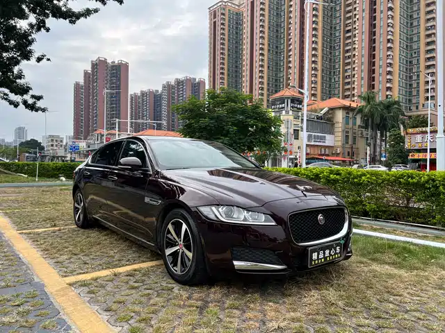 JAGUAR XFL