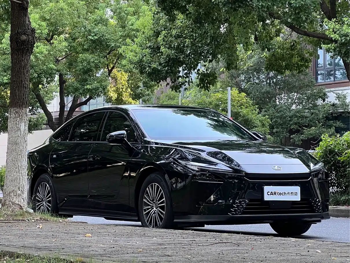 2026 Lexus ES