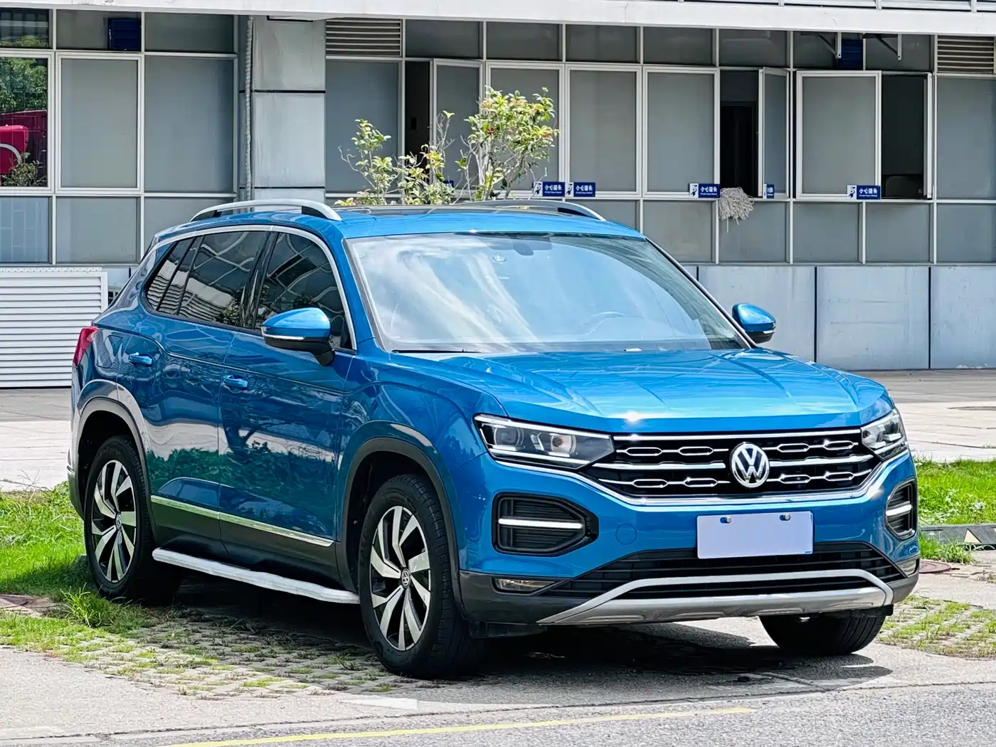 Volkswagen Tayron 2019 330TSI 2WD Luxury China VI фото 3