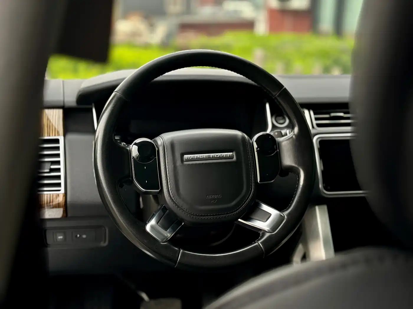 Land Rover Range Rover 2019 3.0 SC V6 Golden Age Edition фото 14