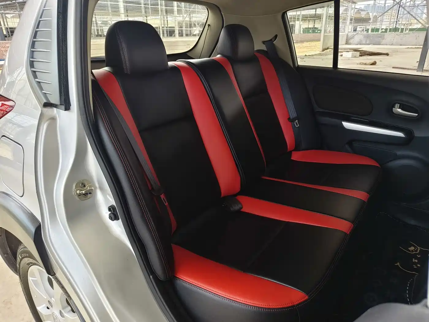 Venucia R50X 2014 2013 1.6L Automatic