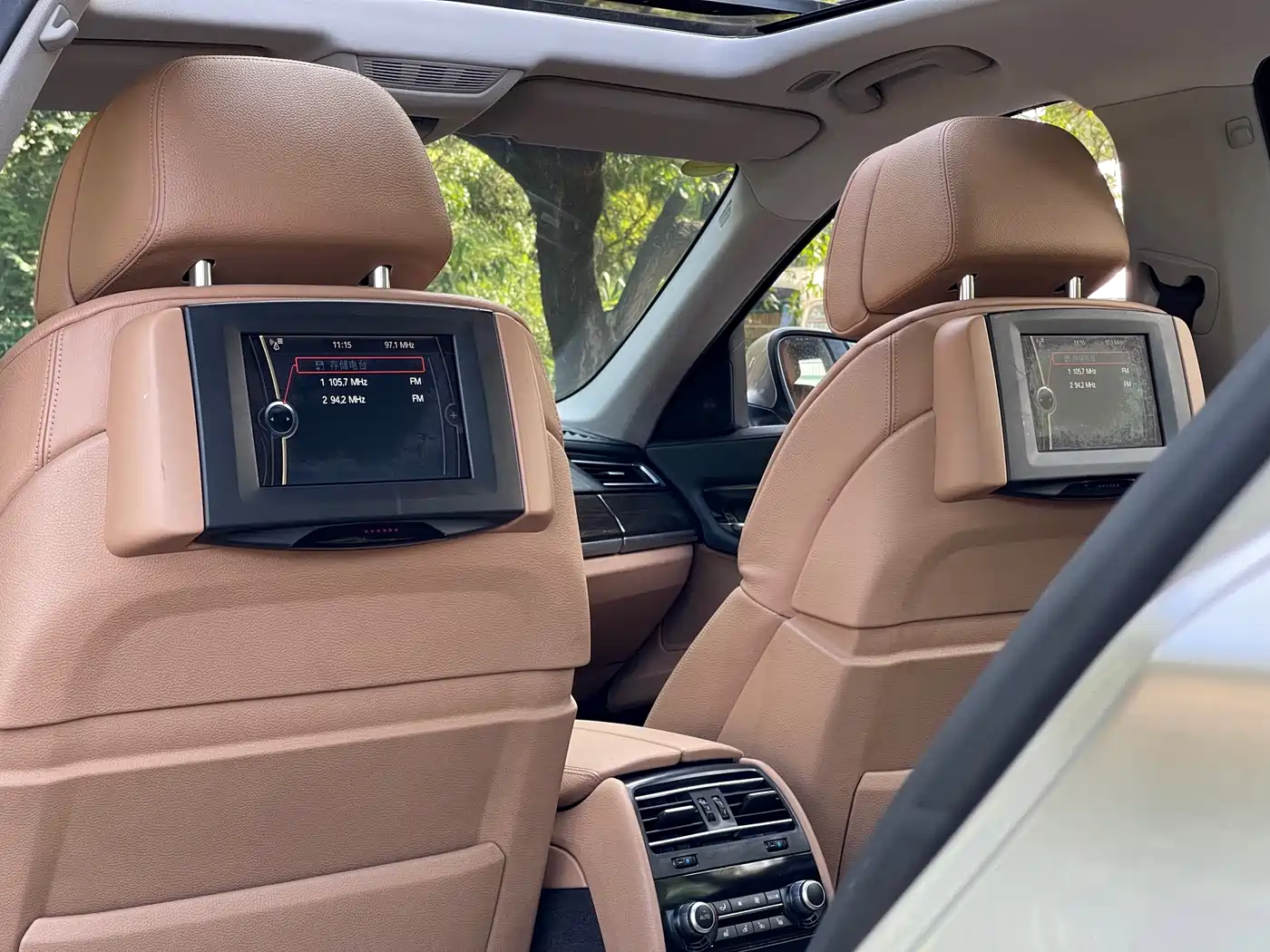 BMW 7 Series 2009 740Li Premium фото 17