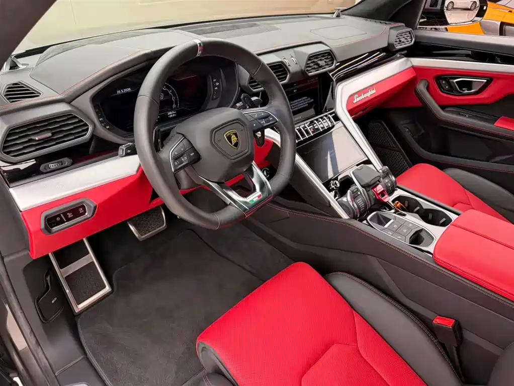 Lamborghini Urus 2021 4.0T V8 фото 4