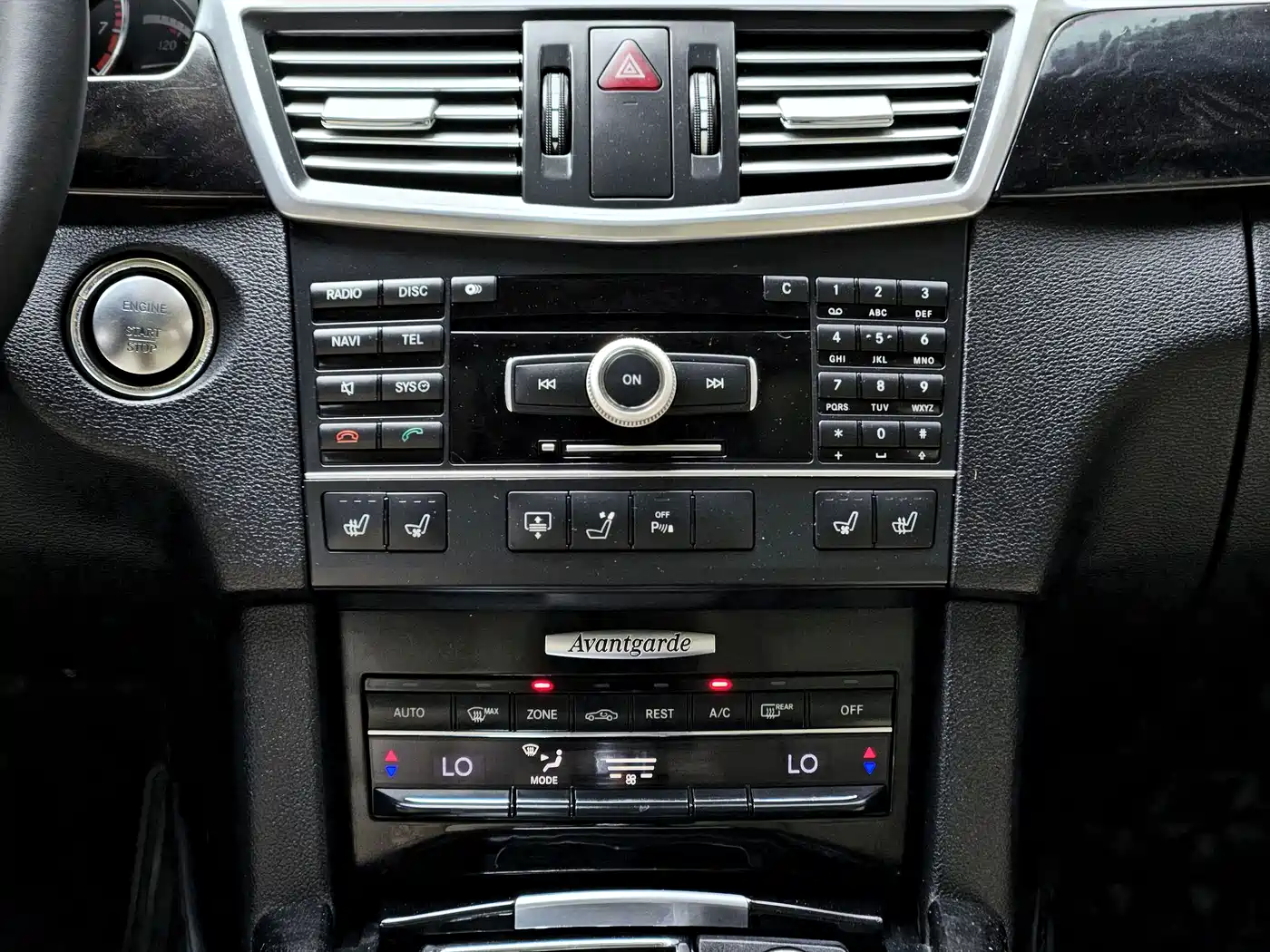 Mercedes-Benz E-Class 2011 E 300 L Fashion Premium фото 20