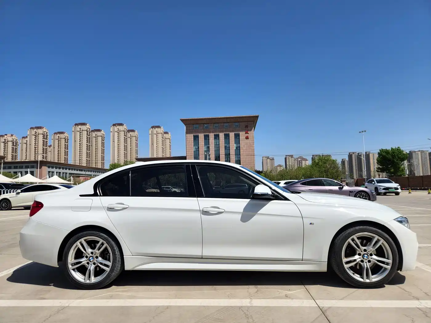 BMW 3 Series 2019 320Li M Sport Package фото 7