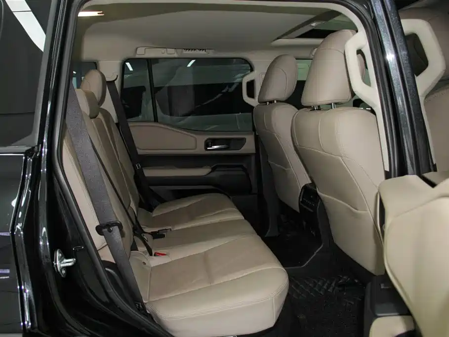 Toyota Prado 2024 2.4T All-Terrain TX Edition 5-Seater фото 9
