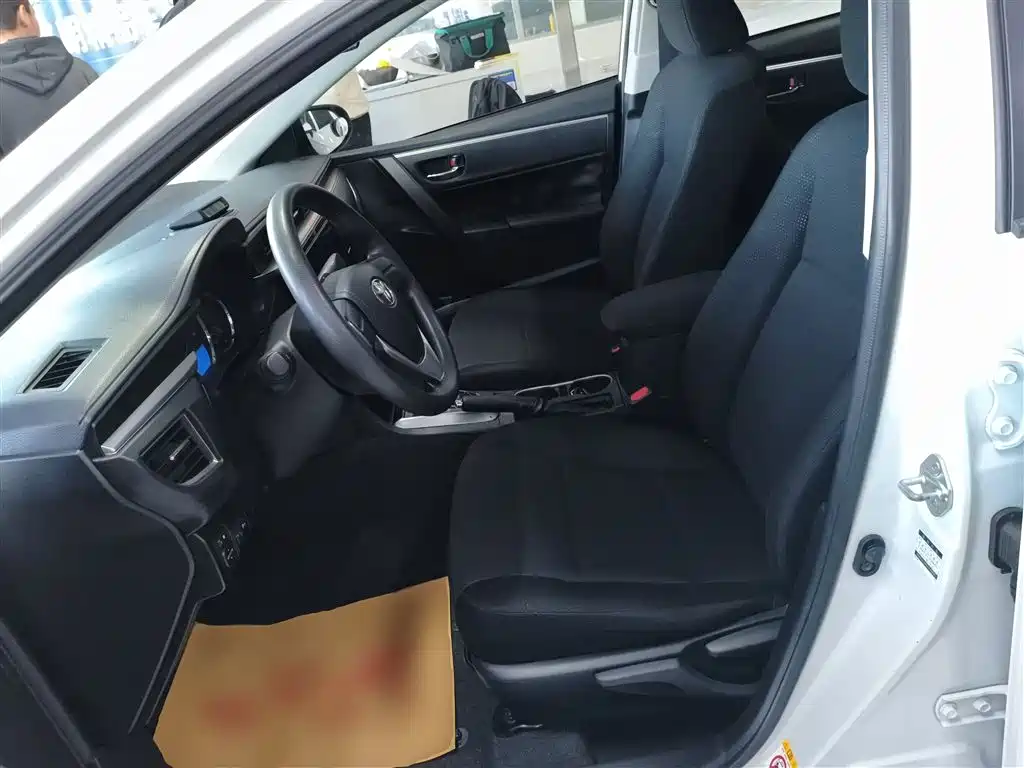 Toyota Levin 2016 1.6G CVT Elite Edition фото 15