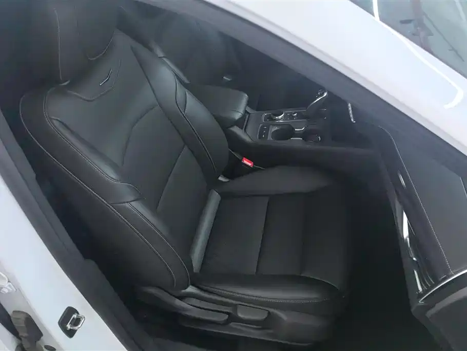 Cadillac XT4 2022 28T FWD Style фото 8