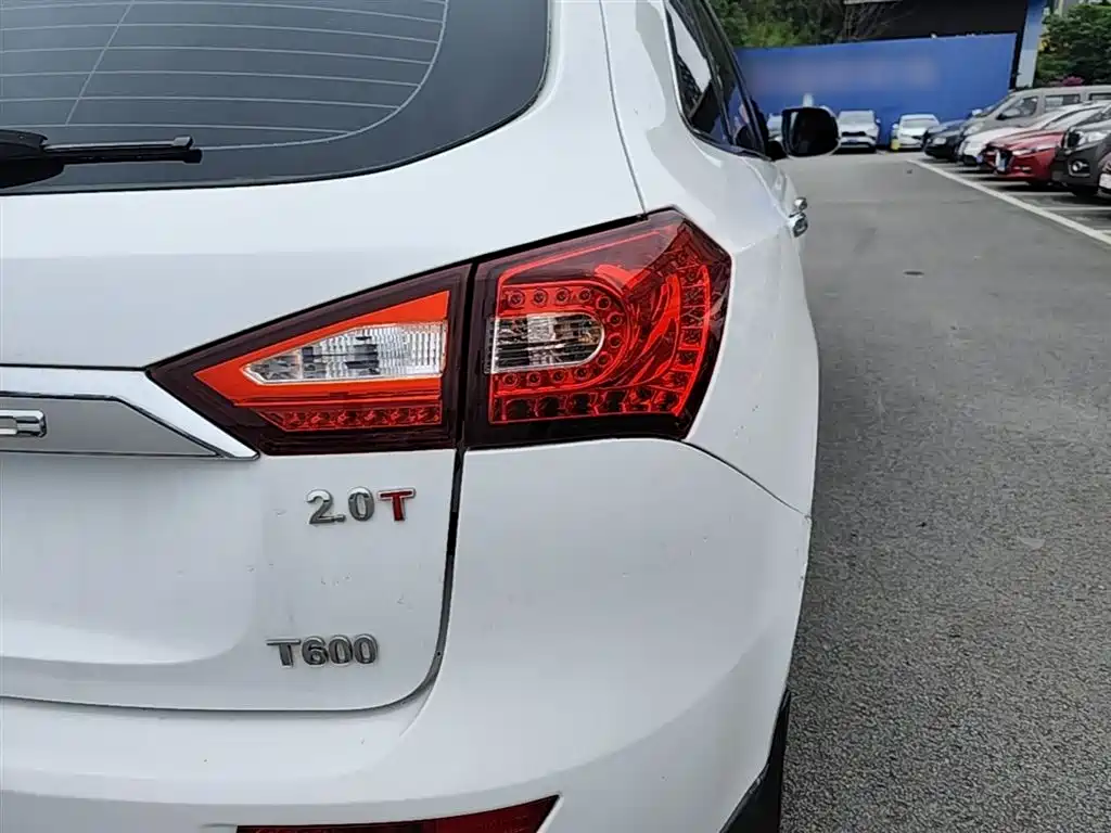 Фото 8 - Zotye T600