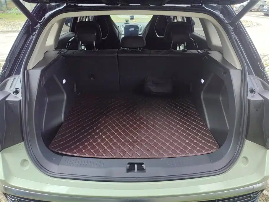 Hongqi HS3 2023 1.5T 2WD Virtue Edition фото 4