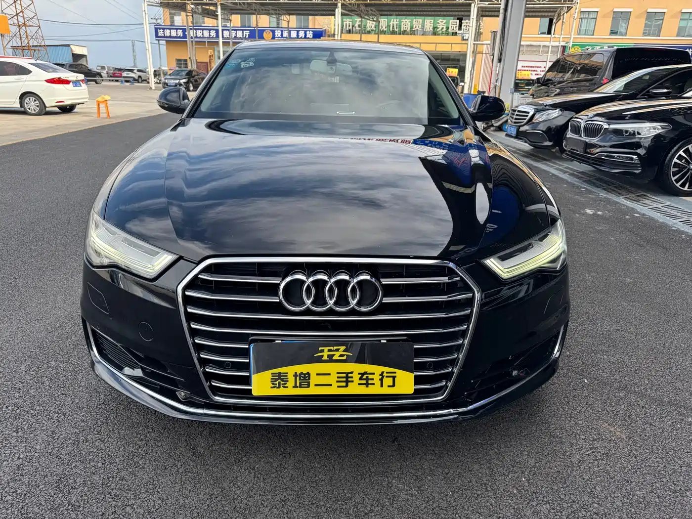 Фото 9 - Audi A6L