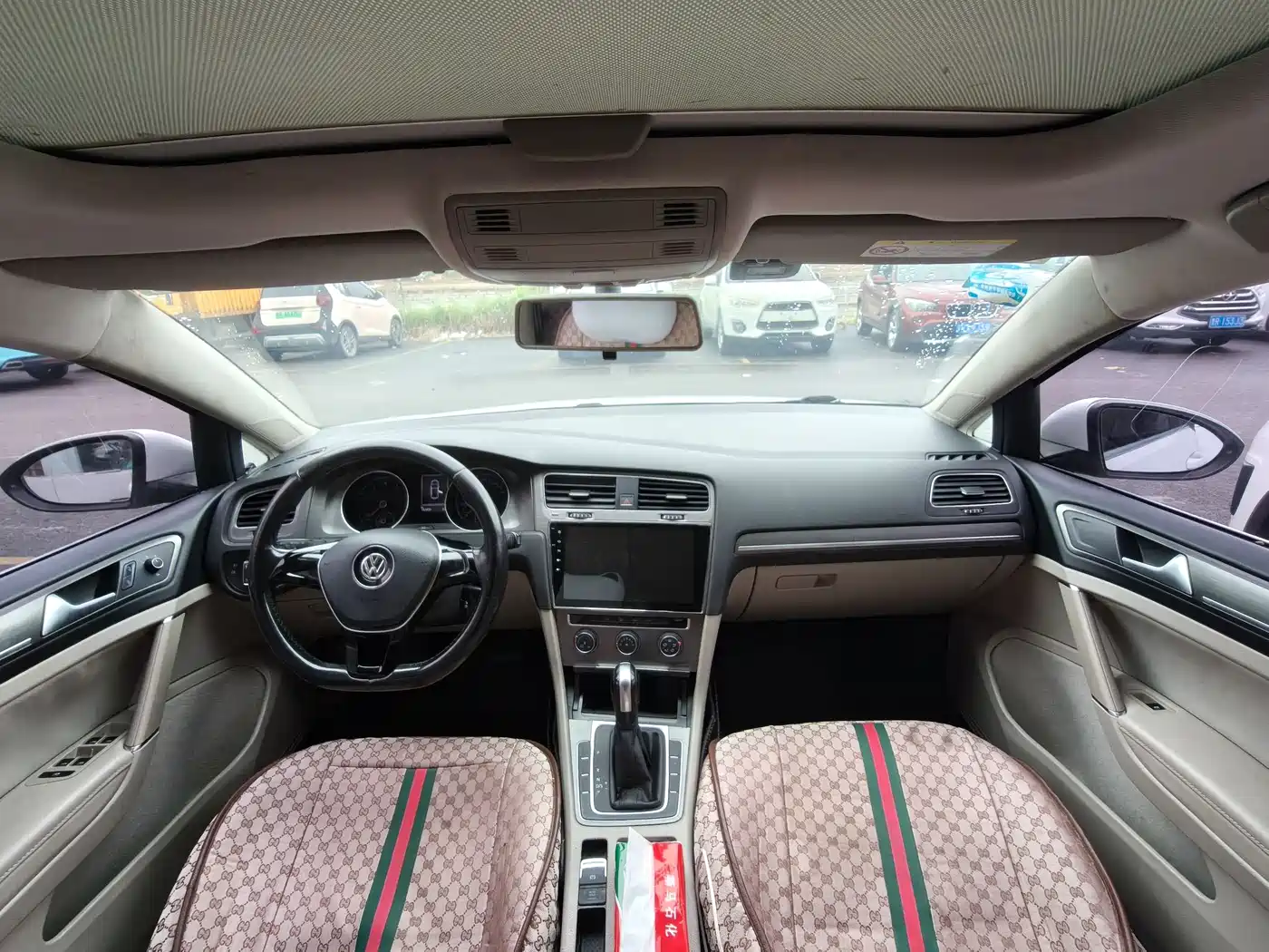 Volkswagen Golf 2016 1.6L Automatic Comfort фото 7