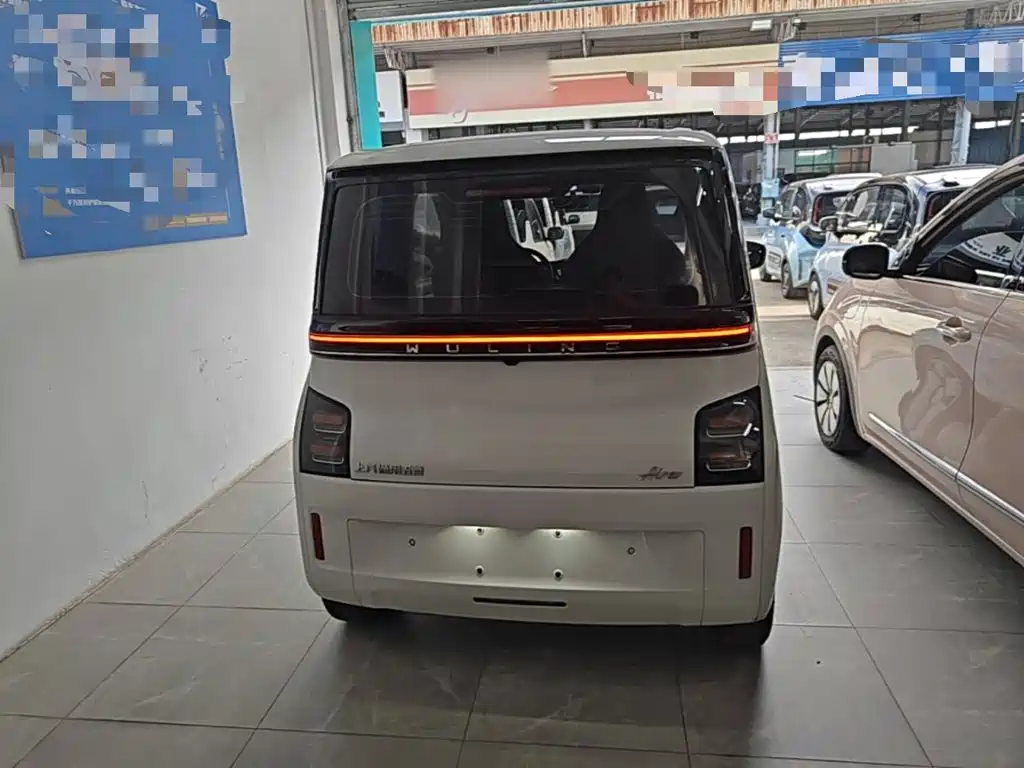 Wuling Motors Wuling Air ev 2022 2023 4-Seat Advanced Edition