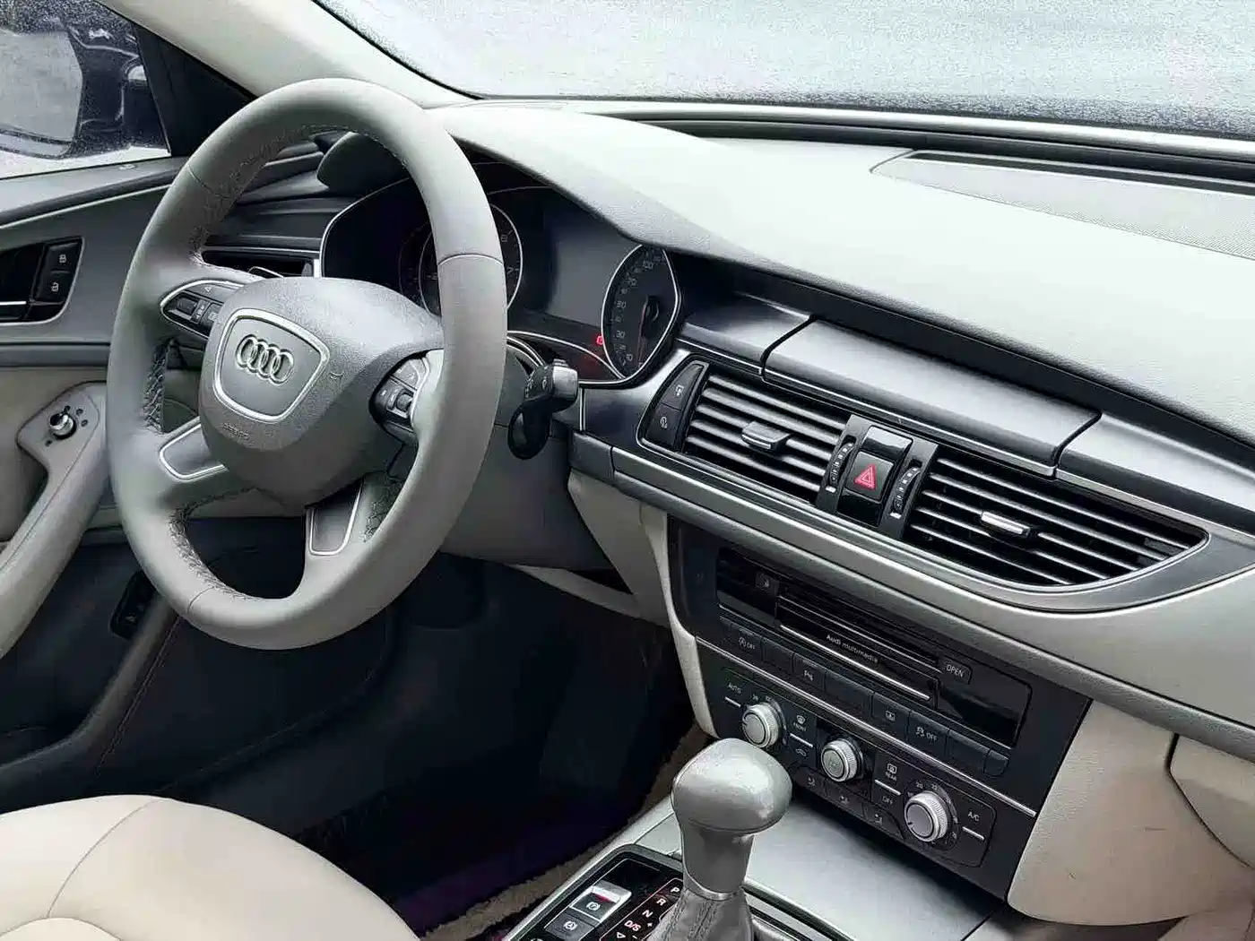 Audi A6L 2012 TFSI Comfort фото 3