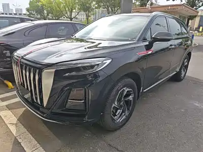 Hongqi HS3