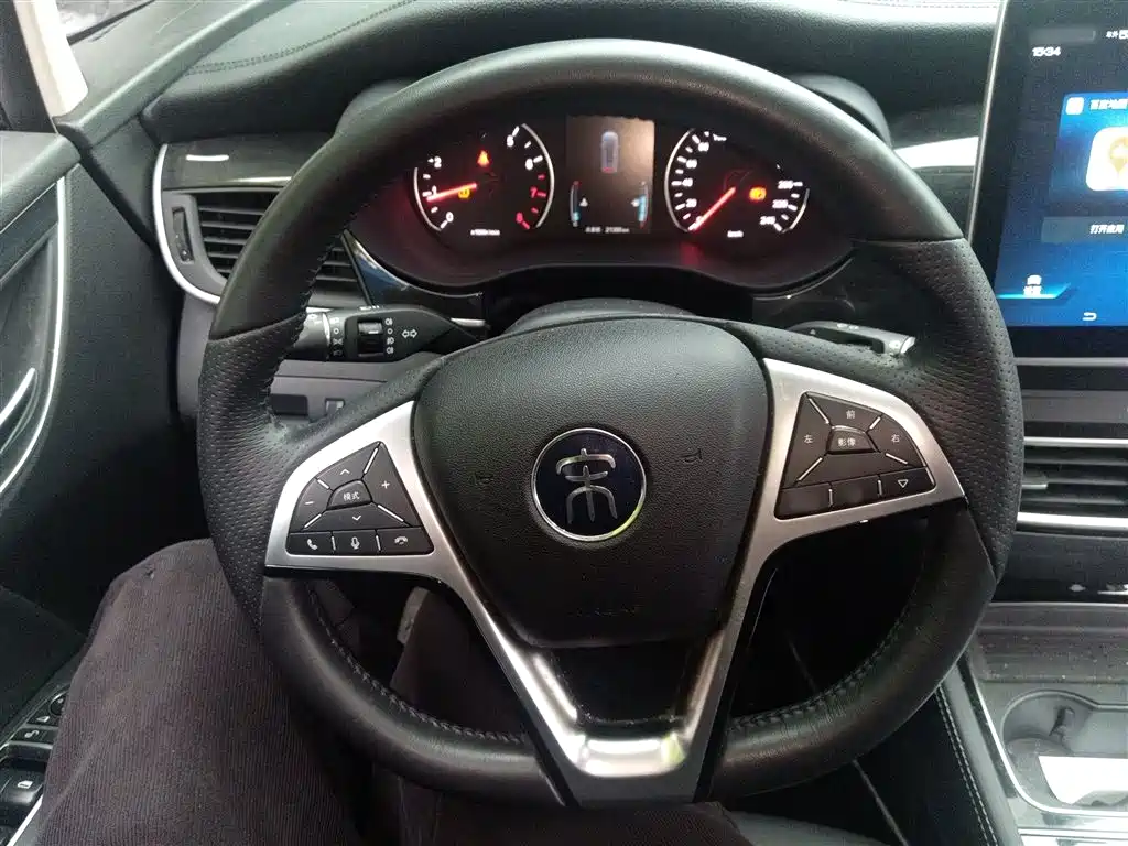 BYD Song MAX 2019 1.5T Auto Smart Connect Dynamic 7-seater China V фото 7