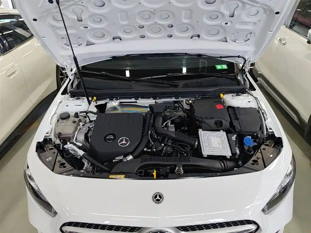Mercedes-Benz A-Class 2022 Facelift A 200 L Sport Sedan Dynamic фото 20