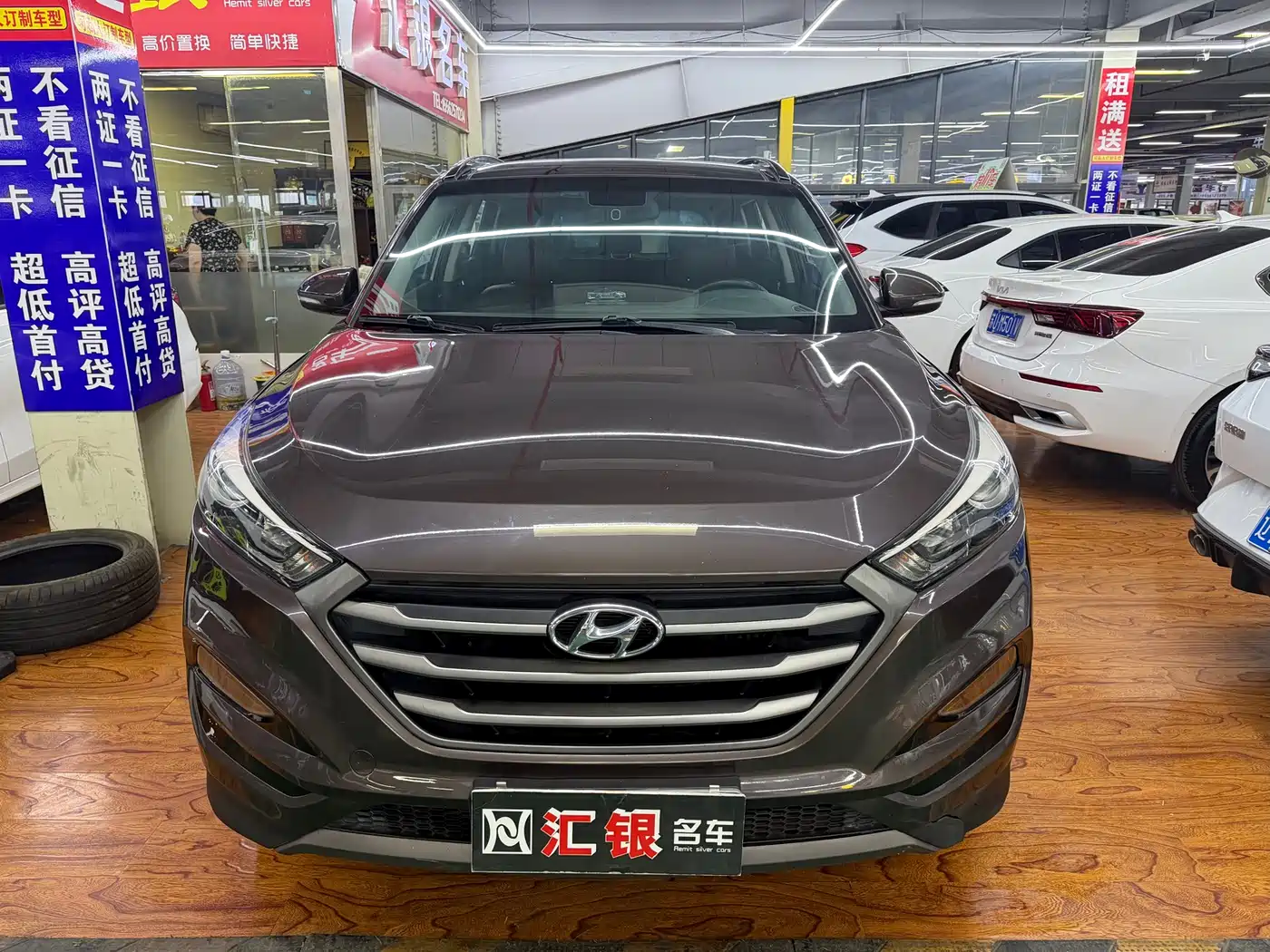 Hyundai Tucson 2015 1.6T Dual Clutch 2WD Leading фото 2