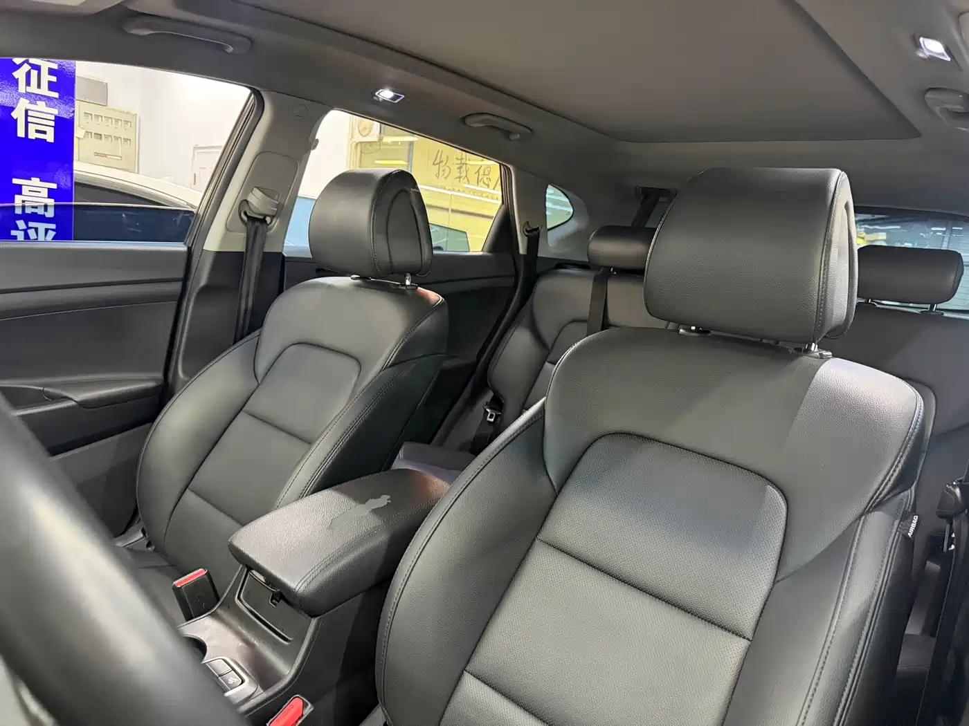 Hyundai Tucson 2015 1.6T Dual Clutch 2WD Leading фото 17