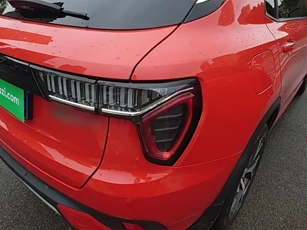 Lynk & Co 01 2019 2.0T AWD Pro Edition China V фото 8