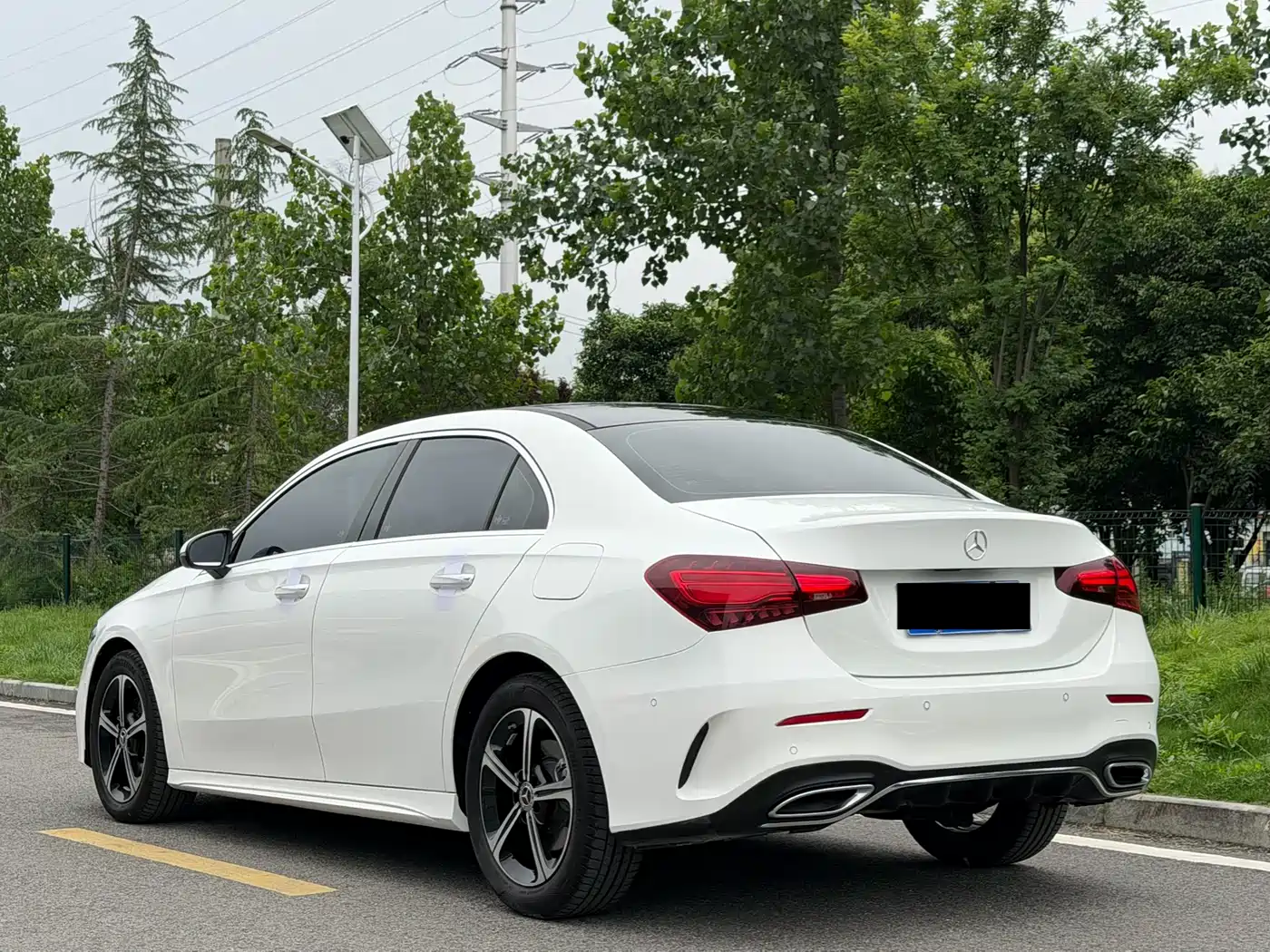 Mercedes-Benz A-Class 2024 A 200 L Fashion Edition фото 6