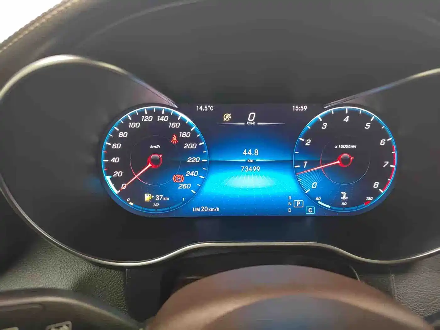 Mercedes-Benz GLC 2020 Facelift GLC 260 L 4MATIC Luxury фото 15