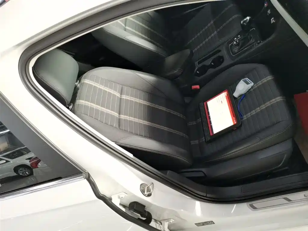 Volkswagen Lavida 2019 1.5L Auto Vision Edition China VI фото 25