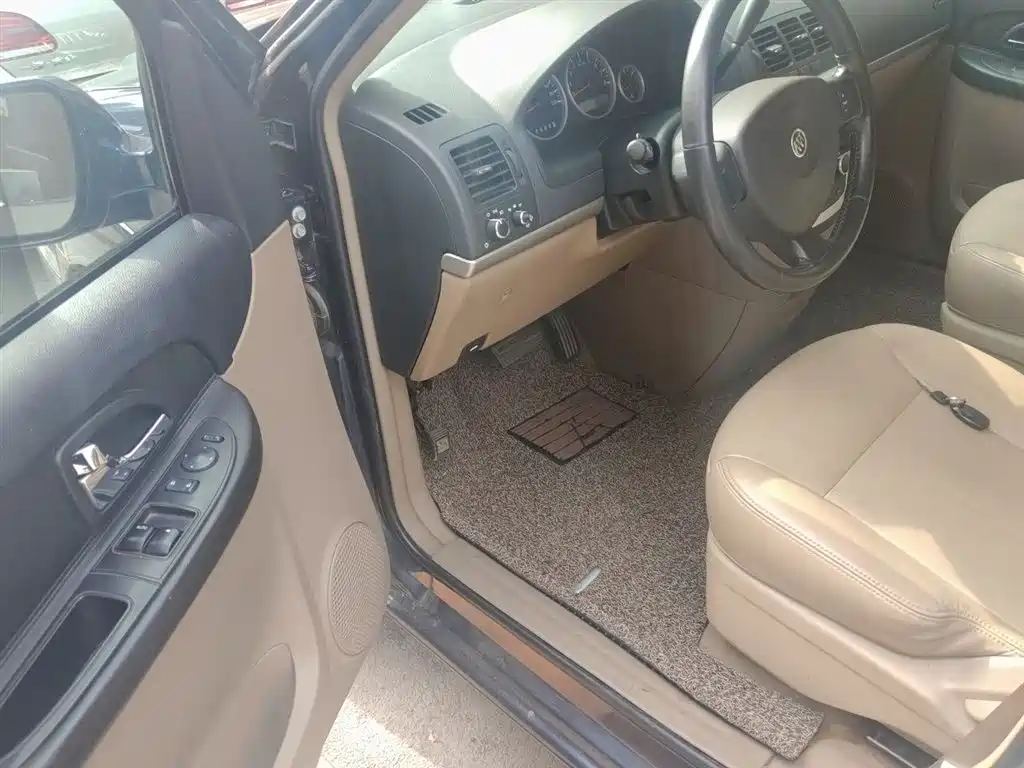 Buick GL8 2014 2.4L Executive Edition фото 14
