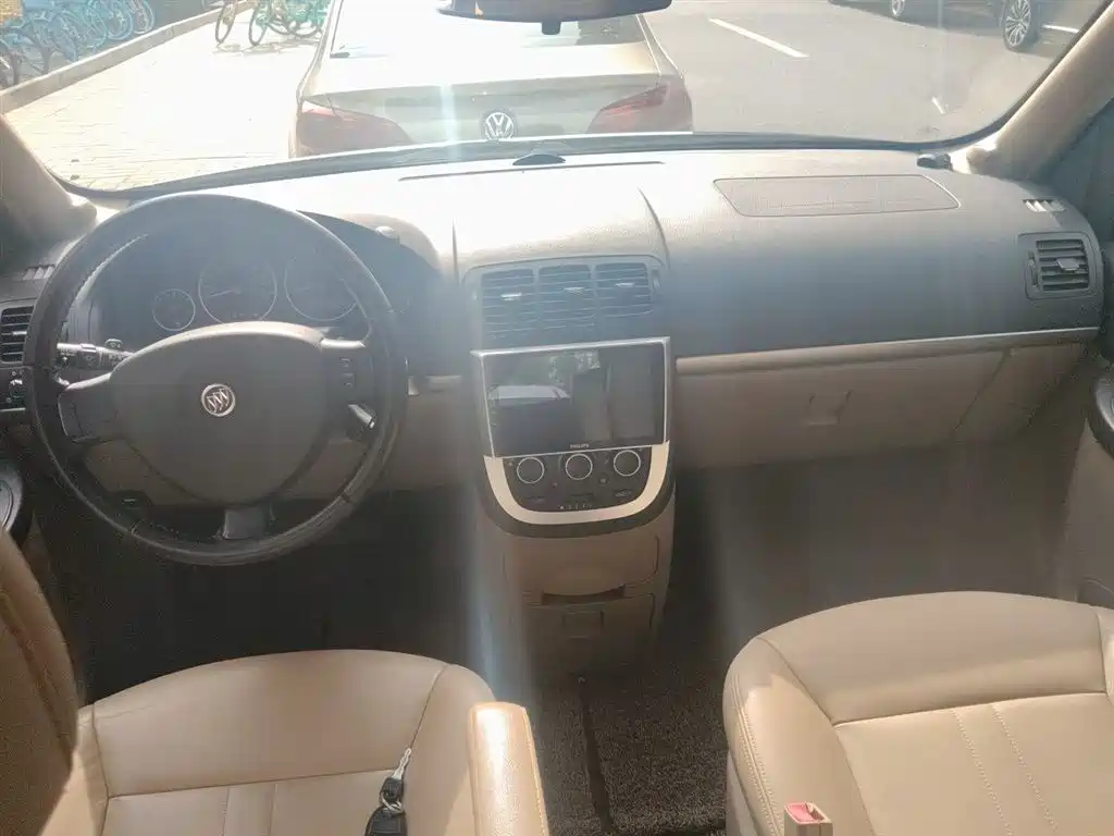 Buick GL8 2014 2.4L Executive Edition фото 13
