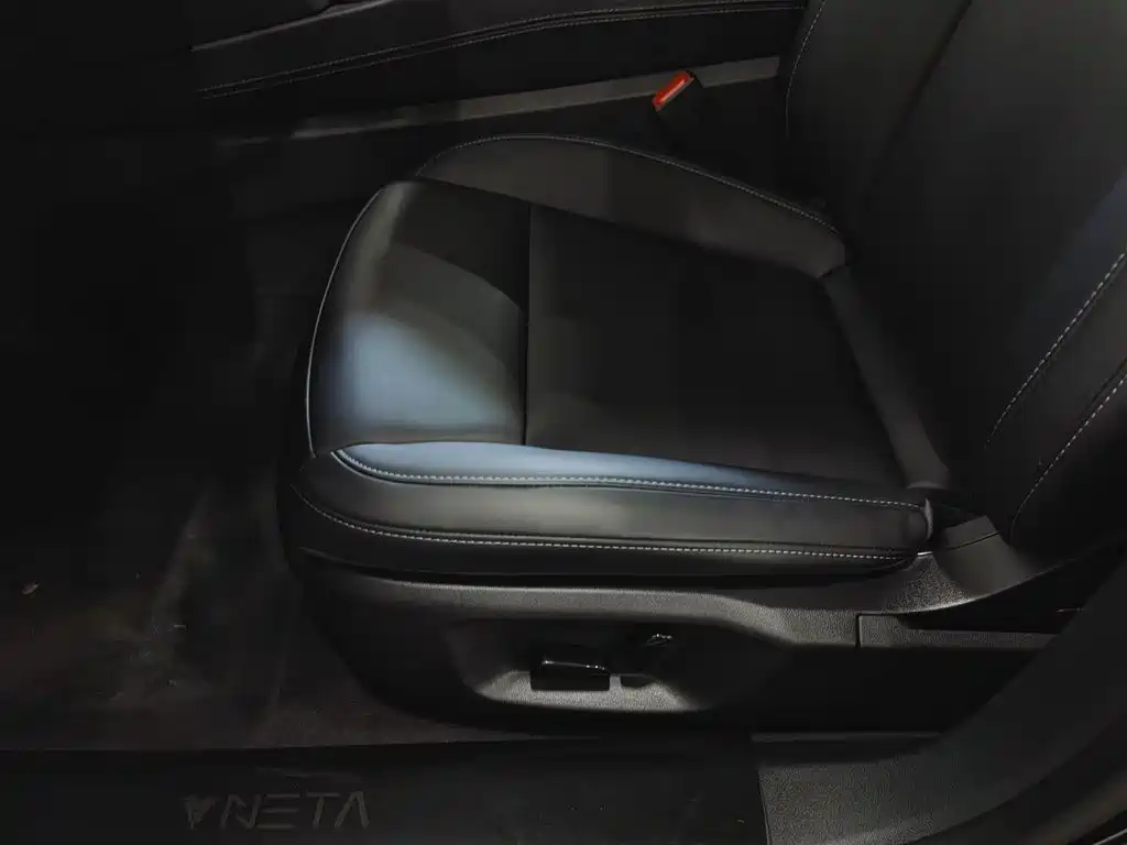 Nezha Auto Nezha S 2023 2022 Extended Range 1160km RWD Compact