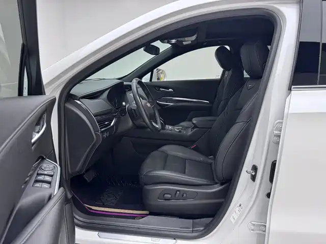 Cadillac XT4 2021 28T FWD Technology Edition фото 15